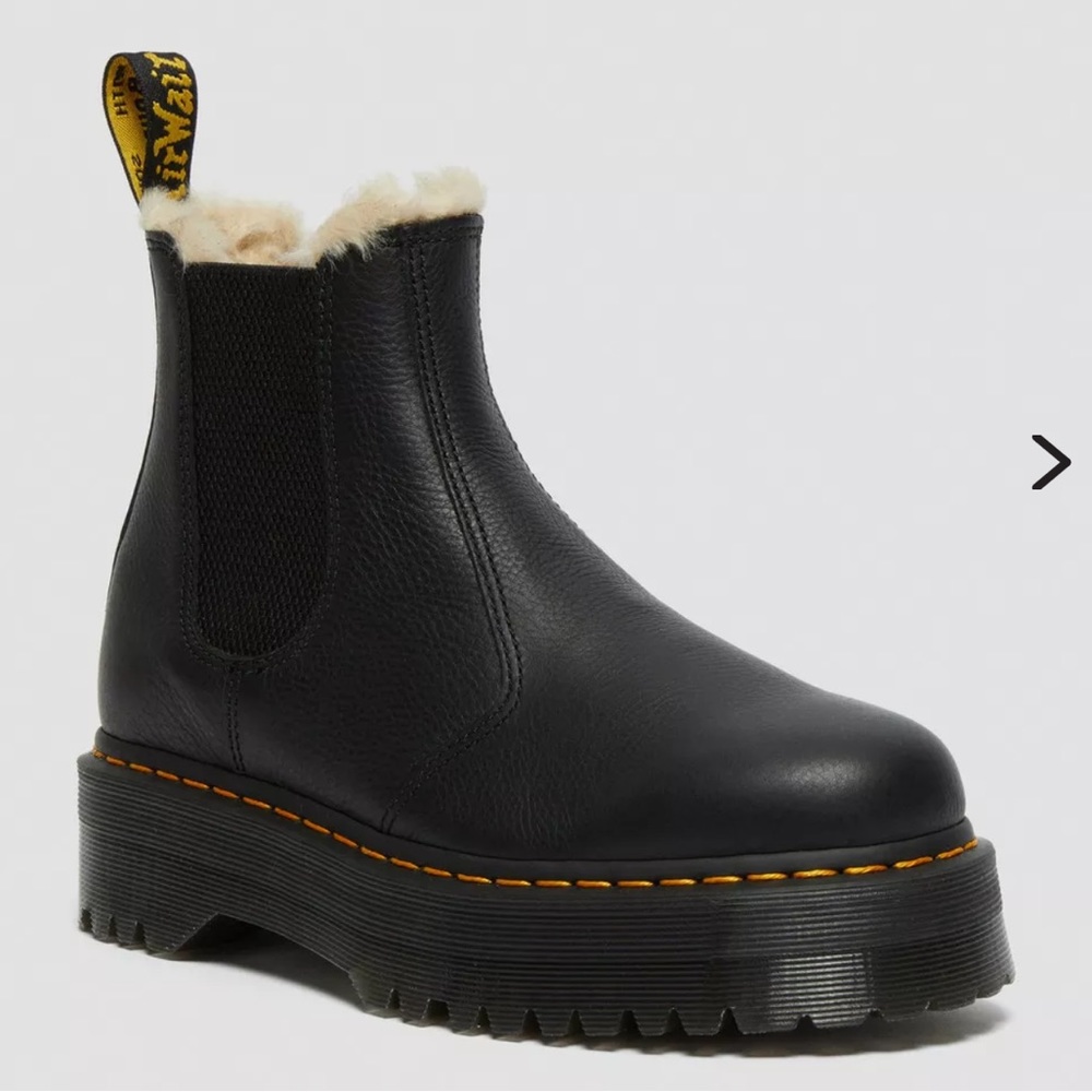 Dr martens 2976 FUR LINED PLATFORM CHELSEA BOOTS women’s 6 (EU 37)